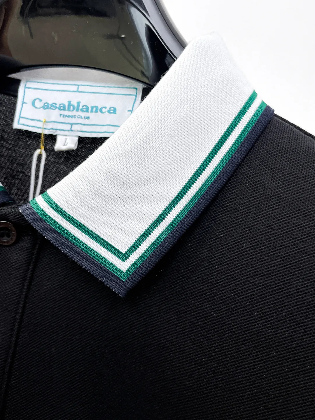 Casablanca New Arrival long-sleeved Polo shirt, original fabric, official Same Style, made of pure cotton pique fabric, custom-made in the same vat, feels very comfortable and smooth, very wide and stylish, produced by a first-line brand Factory, imported Behringer embroidery machine, embroidery is full and textured, collar and collar ribs are woven with imported yarn, will not deform after long-term wear, the most New Arrival style in autumn and winter, fashionable and individual, super Versatile and good-looking Very suitable for both men and women. A must-have item for everyone. Size: M-XXXL